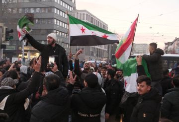 ألمانيا تعلن عن حملات لترحيل السوريين والأفغان بالتنسيق مع دمشق وكابل