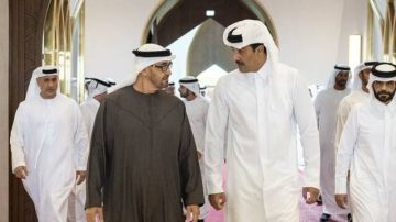 رئيس دولة الإمارات يصل إلى الدوحة في زيارة أخوية