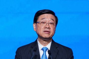 هونج كونج تستعد لإنشاء مركز تكنولوجيا لتعزيز طموح الذكاء الاصطناعي هونج كونج تستعد لإنشاء مركز تكنولوجيا لتعزيز طموح الذكاء الاصطناعي