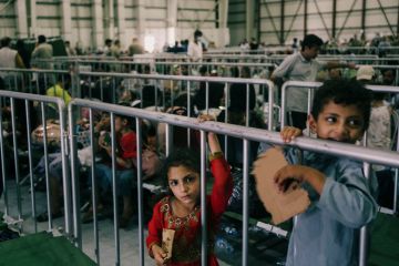 واشنطن تتجه لغلق مخيم قطر للأفغان ونقل سكانه إلى دولة ثالثة