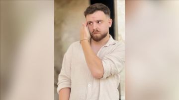 قطر ترد على تقارير حول مغادرة بعض الأفراد قاعدة العديد