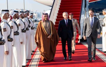 أمير قطر ورئيس وزراء كندا يعقدان جلسة مباحثات رسمية