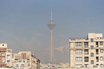 وصول وسطاء قطريين إلى إيران وصول وسطاء قطريين إلى إيران