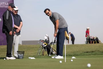قطر.. تفاعل على ظهور الشيخ تميم بن حمد وهو يلعب الغولف في اليوم الرياضي