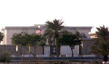 قطر تجلي سكانا من محيط السفارة الأمريكية كـ إجراء احترازي مؤقت 