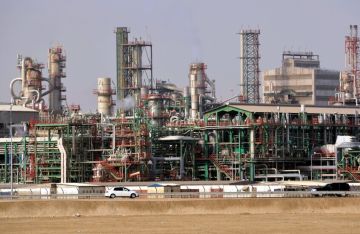 مركز بريطاني: إصابة سفينة قبالة رأس لفان في قطر