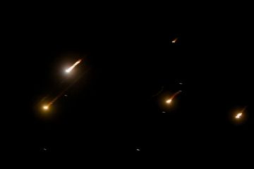 الدفاع القطرية تعلن تعرض البلاد لهجمة بالصواريخ البالستية والمسيرات