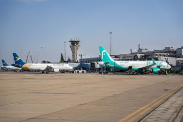 سوريا.. الخطوط القطرية وفلاي ناس تستأنفان الرحلات الجوية إلى مطار دمشق الدولي