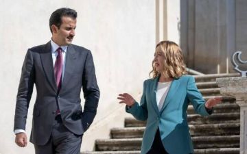 أمير قطر ورئيسة وزراء إيطاليا يستعرضان الأوضاع الإقليمية والدولية