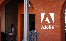  أدوبي تطلق أدوات ذكاء اصطناعي لمنافسة أنثروبيك و أوبن إيه آي 
