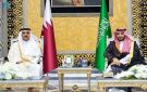 أمير قطر يصل إلى جدة للمشاركة في القمة الخليجية