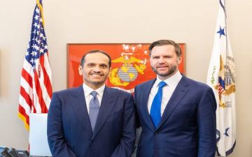 رئيس وزراء قطر يبحث مع نائب الرئيس الأمريكي تطورات المنطقة