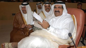 حمد بن جاسم يبرز وصايا أمير قطر الوالد ومبدأ من يخالفه يعتبر عدوا حمد بن جاسم يبرز وصايا أمير قطر الوالد ومبدأ من يخالفه يعتبر عدوا