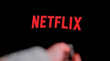 سهم نتفليكس يتراجع 10 مع توقعات إيرادات مخيبة للآمال سهم نتفليكس يتراجع 10 مع توقعات إيرادات مخيبة للآمال