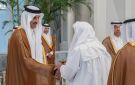 أمير قطر يستقبل وفود التعازي لليوم الثالث