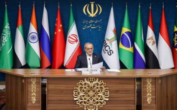 إيران تستعد للانضمام إلى بنك بريكس لتعزيز تحالفاتها الاقتصادية إيران تستعد للانضمام إلى بنك بريكس لتعزيز تحالفاتها الاقتصادية