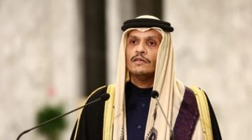 رئيس وزراء قطر يزور طهران لمواصلة جهود الوساطة، وإيران تتهم الولايات المتحدة بـ عرقلة اتفاق مع عمان لـ تقاسم إيرادات هرمز رئيس وزراء قطر يزور طهران لمواصلة جهود الوساطة، وإيران تتهم الولايات المتحدة بـ عرقلة اتفاق مع عمان لـ تقاسم إيرادات هرمز