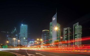 التجاري ينهي برنامج الحوافز طويلة الأجل ويشتري 192.8 مليون سهم التجاري ينهي برنامج الحوافز طويلة الأجل ويشتري 192.8 مليون سهم