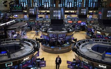الأسهم الأمريكية تغلق على مكاسب أسبوعية بدعم التكنولوجيا وتراجع النفط الأسهم الأمريكية تغلق على مكاسب أسبوعية بدعم التكنولوجيا وتراجع النفط