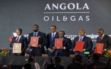 قطر للطاقة توقع اتفاقية مبادئ لمنطقتين بحريتين في أنجولا قطر للطاقة توقع اتفاقية مبادئ لمنطقتين بحريتين في أنجولا