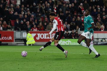 ليفربول يواصل الانهيار وصلاح ينهي صيامه التهديفي