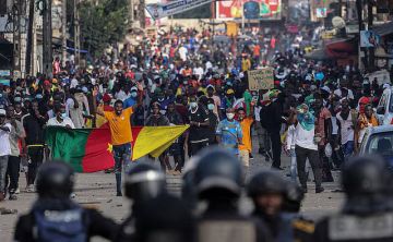 قتلى في احتجاجات بالكاميرون قبيل إعلان نتائج الانتخابات الرئاسية قتلى في احتجاجات بالكاميرون قبيل إعلان نتائج الانتخابات الرئاسية