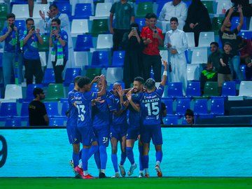 الفتح يقصي الرياض ويتأهل لربع نهائي كأس الملك