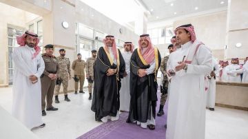 أمير حائل يتفقد مشروع المستشفى العام الجديد تمهيدا لافتتاحه في نوفمبر المقبل