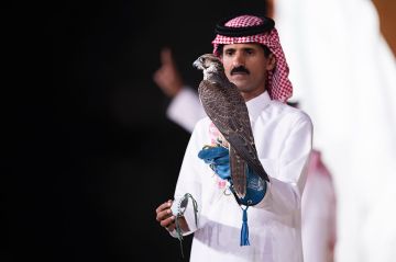 طاروح يحكي قصة طرح شاهين باعه بـ119 ألف ريال في مزاد نادي الصقور السعودي 2025