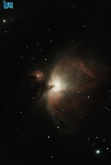 رصد سديم الجبار في سماء رفحاء بمنظر فلكي بديع