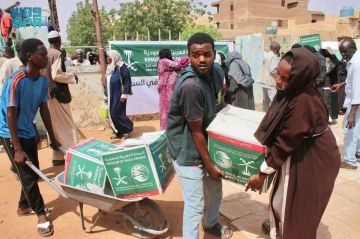  سلمان للإغاثة يوزع (650) سلة غذائية في محلية كرري بولاية الخرطوم