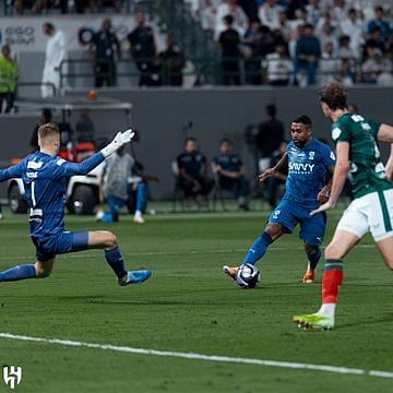 الهلال يتطلع للتشبث بالصدارة وتحقيق رقم قياسي من أمام السد القطري الهلال يتطلع للتشبث بالصدارة وتحقيق رقم قياسي من أمام السد القطري