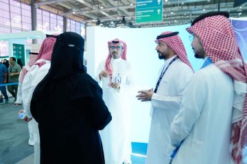 في ملهم .. مركز التميز للعيون يروي قصة تكامل يقودها تجمع الرياض الصحي الأول  في ملهم .. مركز التميز للعيون يروي قصة تكامل يقودها تجمع الرياض الصحي الأول