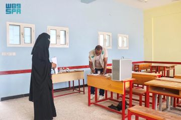 مركز الملك سلمان يوسع جهوده الإنسانية في 5 دول: مساعدات غذائية وتعليمية وإيوائية مركز الملك سلمان يوسع جهوده الإنسانية في 5 دول: مساعدات غذائية وتعليمية وإيوائية
