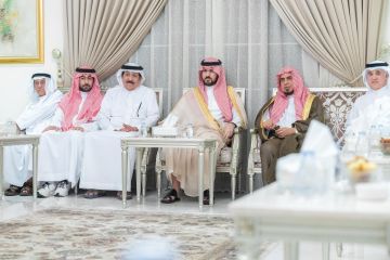 نائب أمير المنطقة الشرقية يقدم التعازي لأسرة الرميح