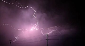 طقس اليوم .. الأرصاد: الفرصة لا تزال مهيأة لهطول أمطار غزيرة على هذه المناطق