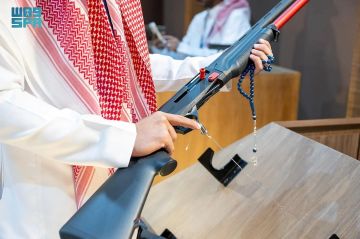 بالصور.. 600 قطعة سلاح صيد بمعرض الصقور والصيد السعودي الدولي 2025 بالصور.. 600 قطعة سلاح صيد بمعرض الصقور والصيد السعودي الدولي 2025