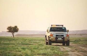 الأمن البيئي يضبط مخالفين في محميتين ملكيتين لرعي الإبل وإشعال النار في مواقع محظورة