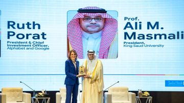 رئيس جامعة الملك سعود يستقبل رئيس شركتي ألفابت وجوجل