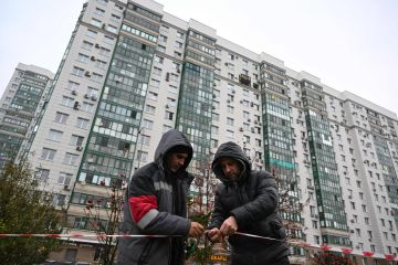 أنظمة الدفاع الجوي الروسية تسقط 3 مسيرات متجهة إلى موسكو أنظمة الدفاع الجوي الروسية تسقط 3 مسيرات متجهة إلى موسكو