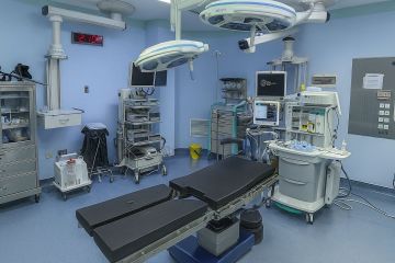 استئصال ورم يزن 2.6 كجم من رحم أربعينية في مستشفى خيبر