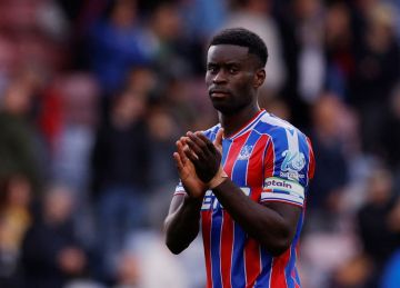 بايرن ميونيخ يلتقي ممثلي جيهي مدافع كريستال بالاس