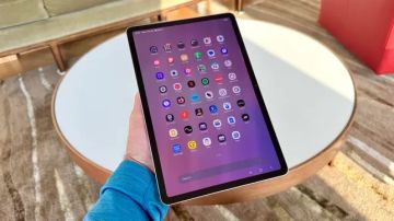 سامسونغ تطلق Galaxy Tab S11 بتصميم أنيق وأداء معزز بتقنيات الذكاء الاصطناعي سامسونغ تطلق Galaxy Tab S11 بتصميم أنيق وأداء معزز بتقنيات الذكاء الاصطناعي