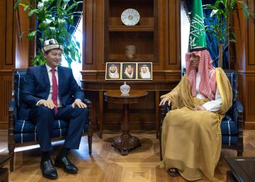 الجبير يستقبل سفير الجمهورية القيرغيزية لدى المملكة