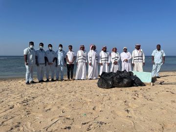 تعزيزا للوعي البيئي.. بيئة رابغ وجامعة المؤسس تنظمان مبادرة لتنظيف شاطئ الجامعة تعزيزا للوعي البيئي.. بيئة رابغ وجامعة المؤسس تنظمان مبادرة لتنظيف شاطئ الجامعة