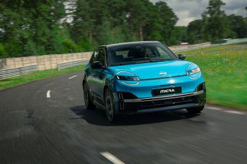 نيسان تكشف عن سيارتها الكهربائية ميكرا بعد توقف 3 سنوات