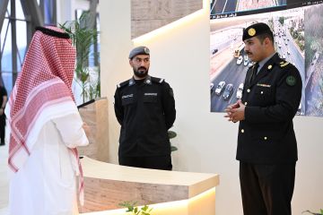 المركز الوطني للعمليات الأمنية يستعرض خدماته في معرض الصقور والصيد 2025