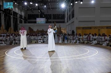 بيع 3 صقور بـ935 ألف ريال في مزاد معرض الصقور والصيد السعودي الدولي 2025 بيع 3 صقور بـ935 ألف ريال في مزاد معرض الصقور والصيد السعودي الدولي 2025