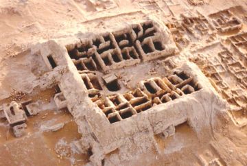  الثقافـة تصـون الهويـة وتبنـي المستقبـل