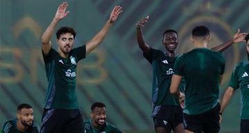 الأخضر يكثف تحضيراته لمواجهة العراق.. ورينارد يتحدث للإعلام